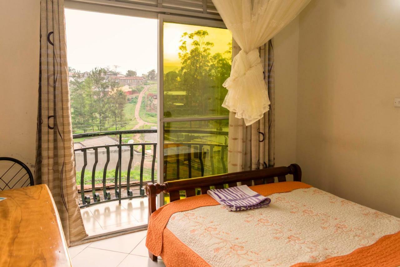 Relief Motel Fort Portal المظهر الخارجي الصورة
