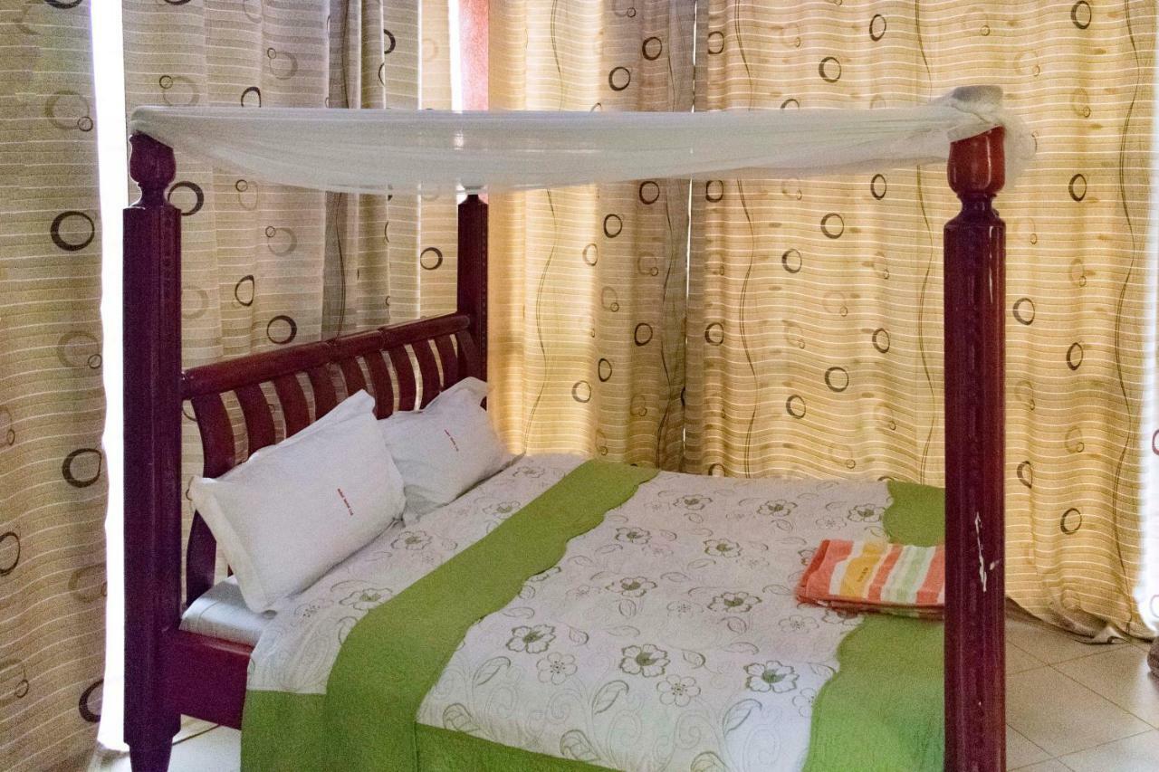 Relief Motel Fort Portal المظهر الخارجي الصورة