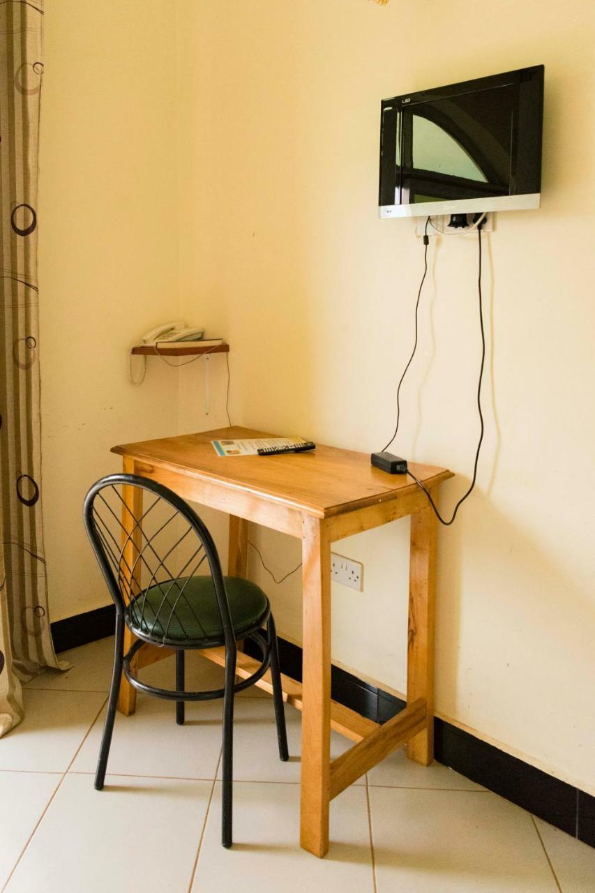 Relief Motel Fort Portal المظهر الخارجي الصورة
